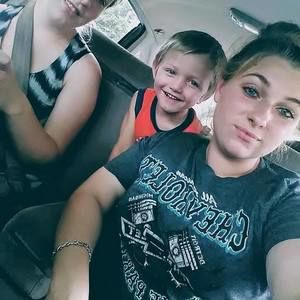 Meet your Posher, Victoria